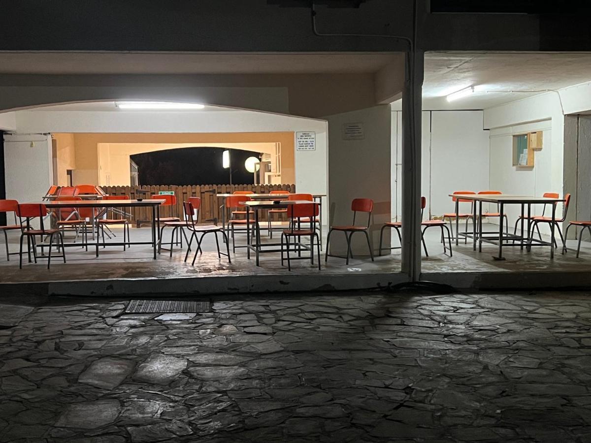 Taniandres Apartments باراليمني المظهر الخارجي الصورة