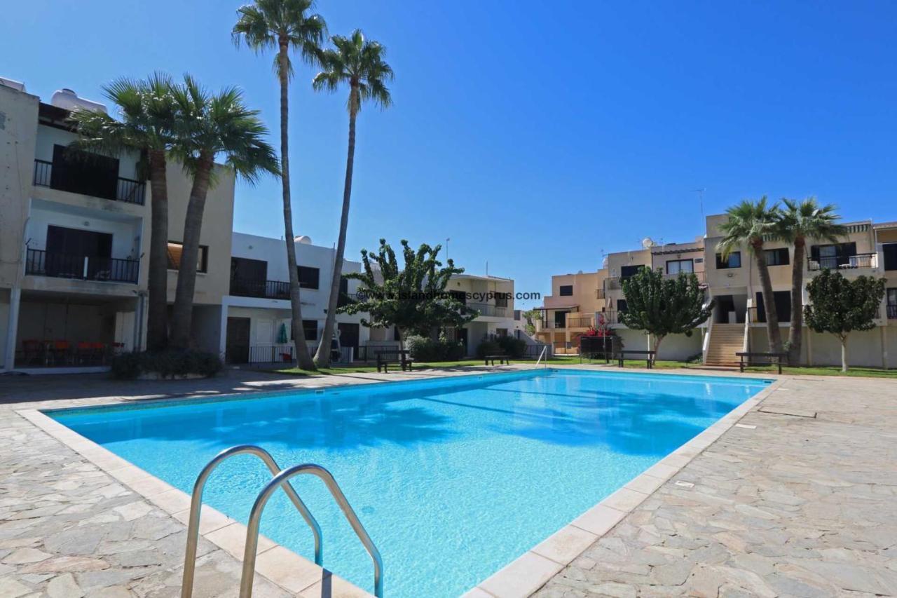 Taniandres Apartments باراليمني المظهر الخارجي الصورة