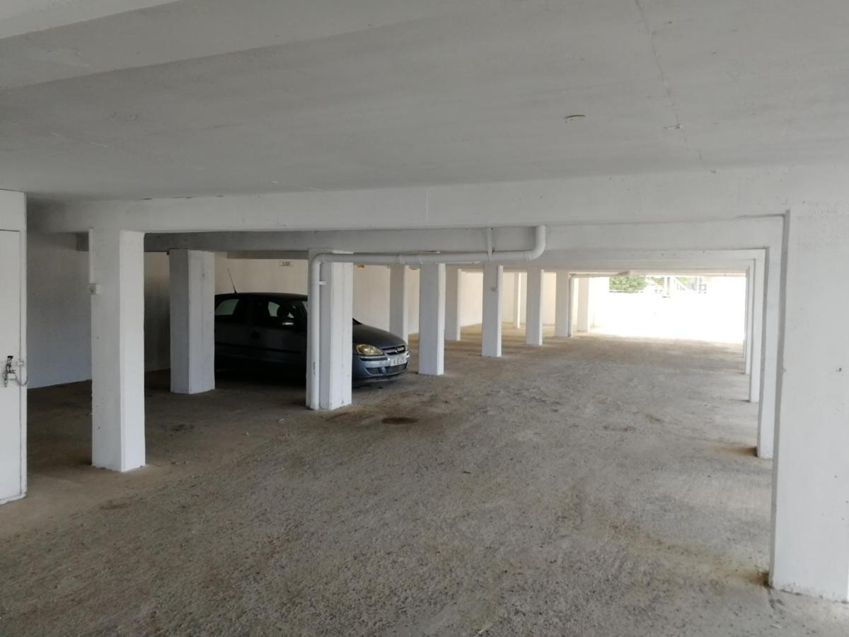 Taniandres Apartments باراليمني المظهر الخارجي الصورة