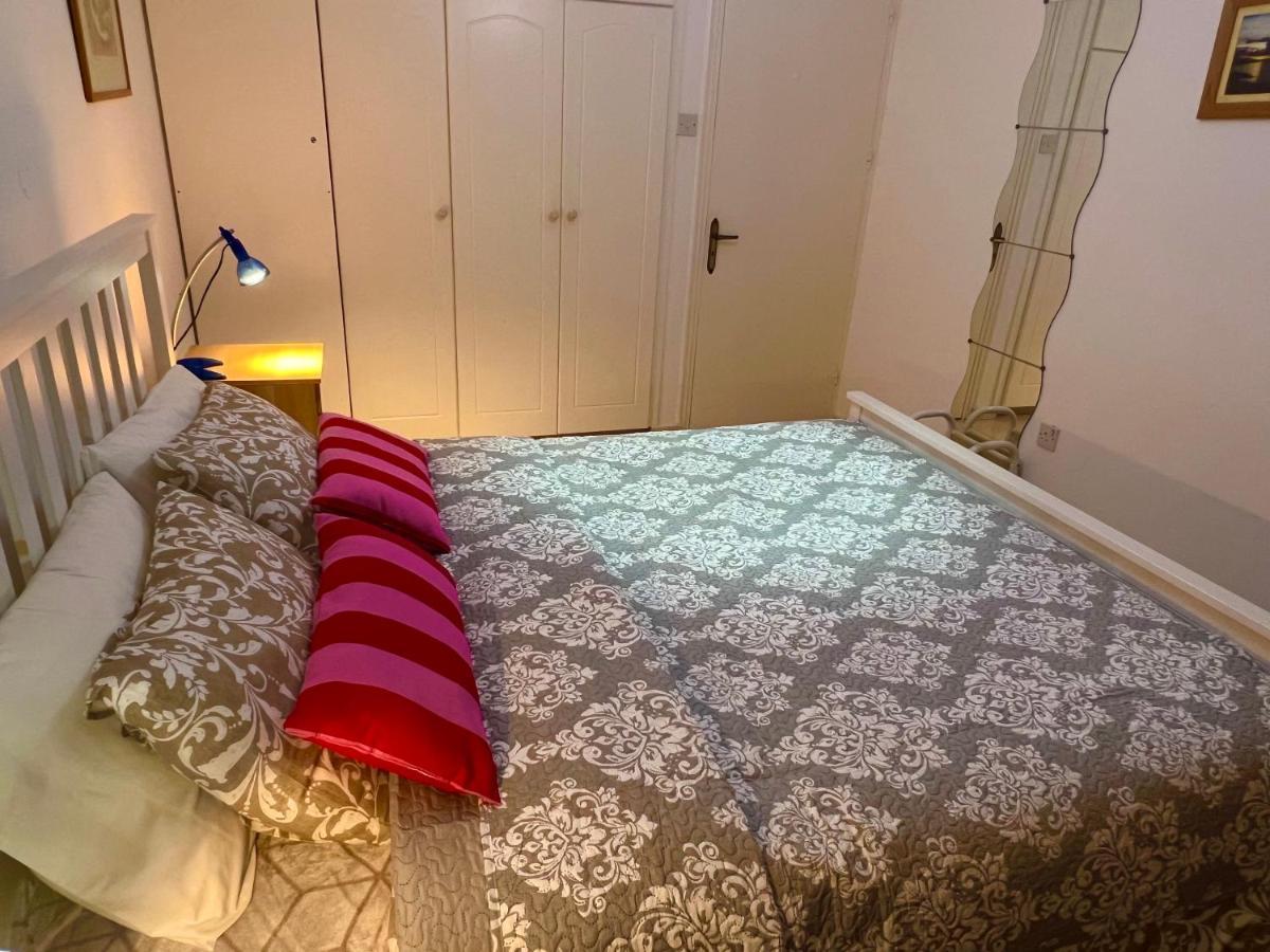 Taniandres Apartments باراليمني المظهر الخارجي الصورة